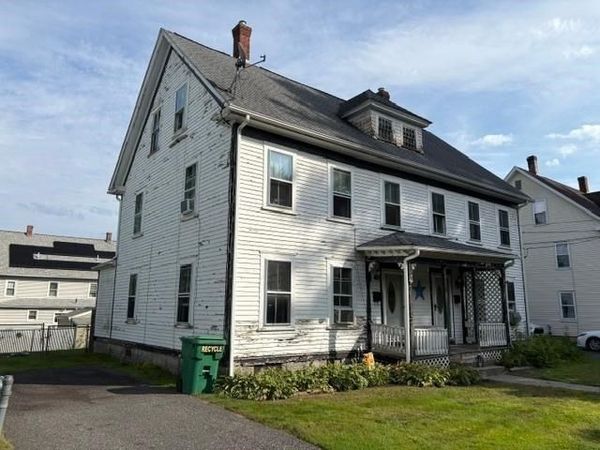 9-11 English Row, Grafton, MA 01560