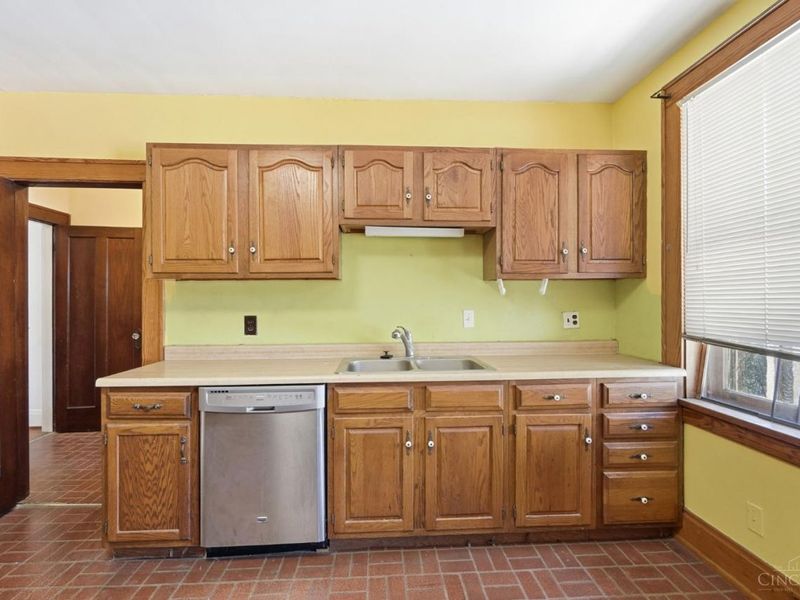 409 Probasco Street, Cincinnati, OH 45220 Photo 22