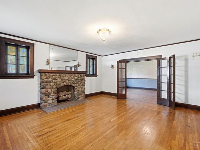 409 Probasco Street, Cincinnati, OH 45220 Photo 4