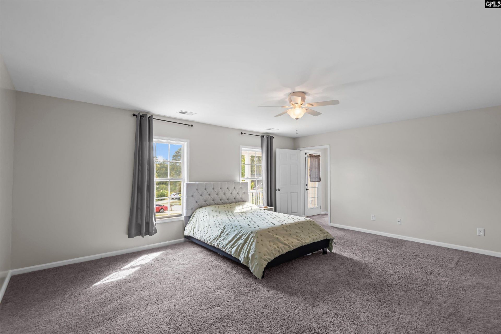 740 Applegate Lane  Photo 17