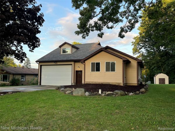 15133 Eddy Lake Road , Holly Township, Mi 48430