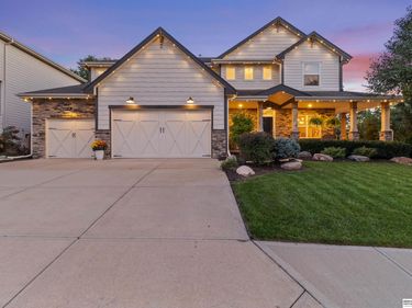 23713 Berry Street, Elkhorn, NE 68022