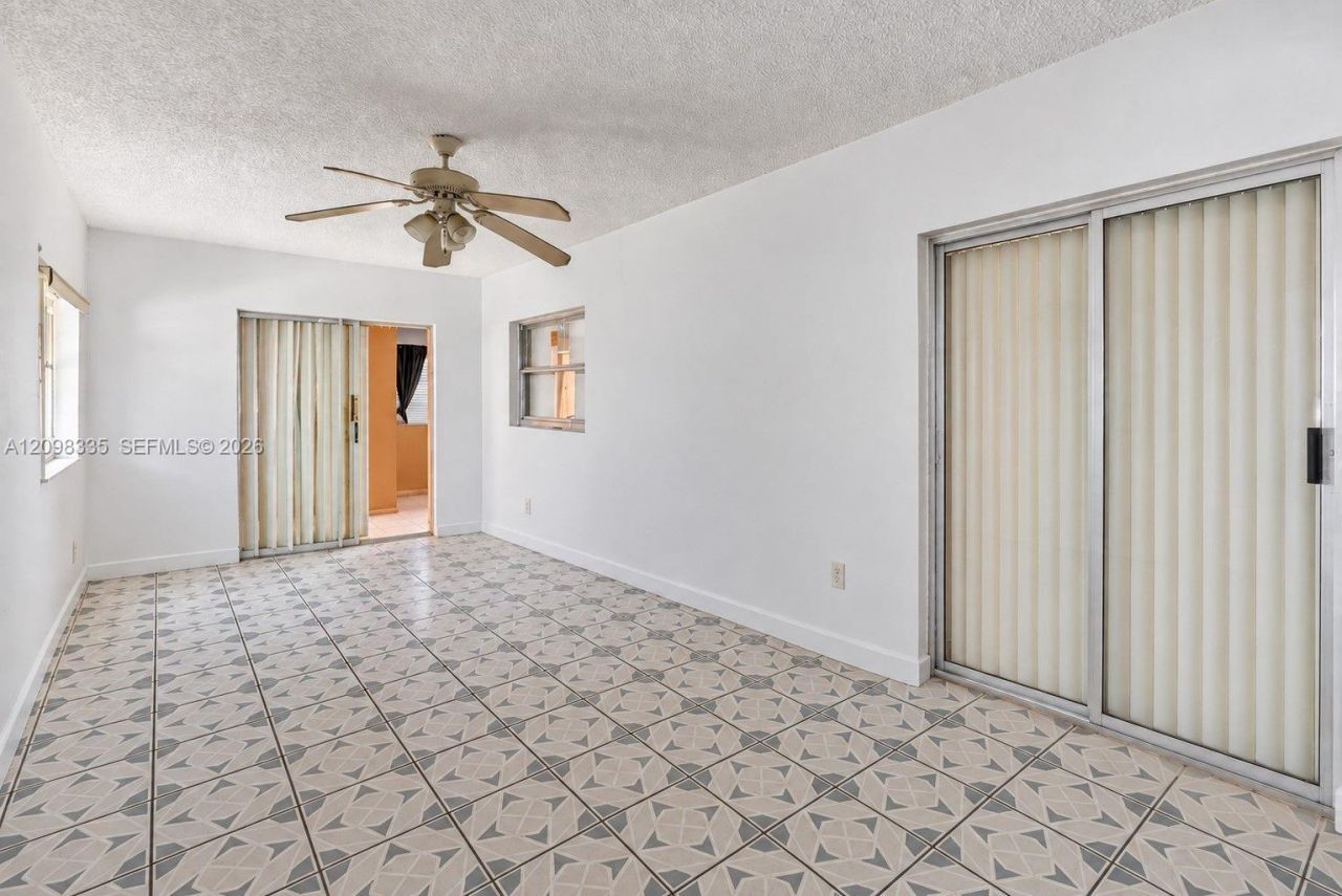 6571 SW 7th Ct , North Lauderdale, FL 33068 Photo