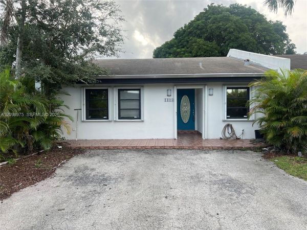 14113 SW 55th St , Miami, FL 33175