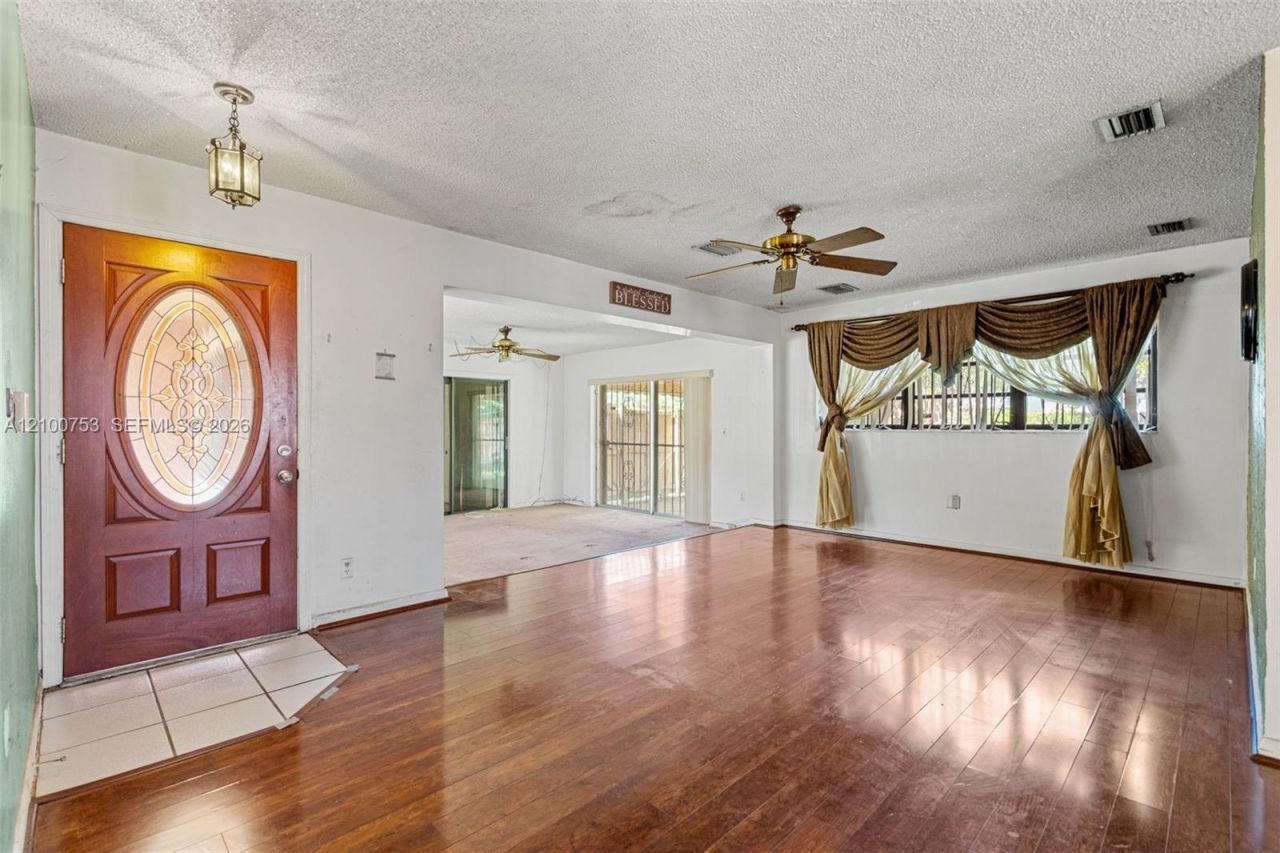 17500 NW 11 Ave, Miami Gardens, FL 33169 Photo