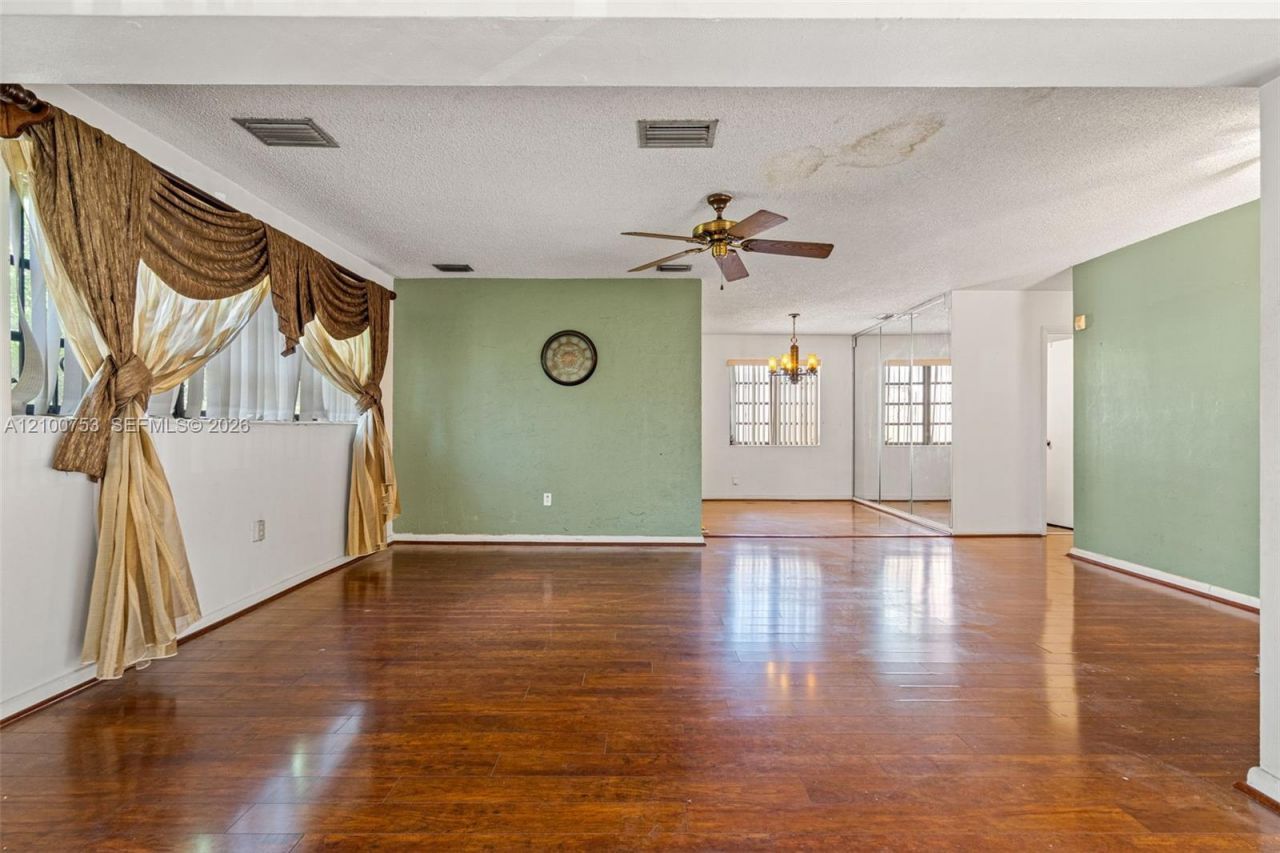 17500 NW 11 Ave, Miami Gardens, FL 33169 Photo