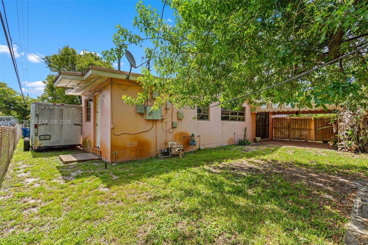 17500 NW 11 Ave, Miami Gardens, FL 33169 Photo