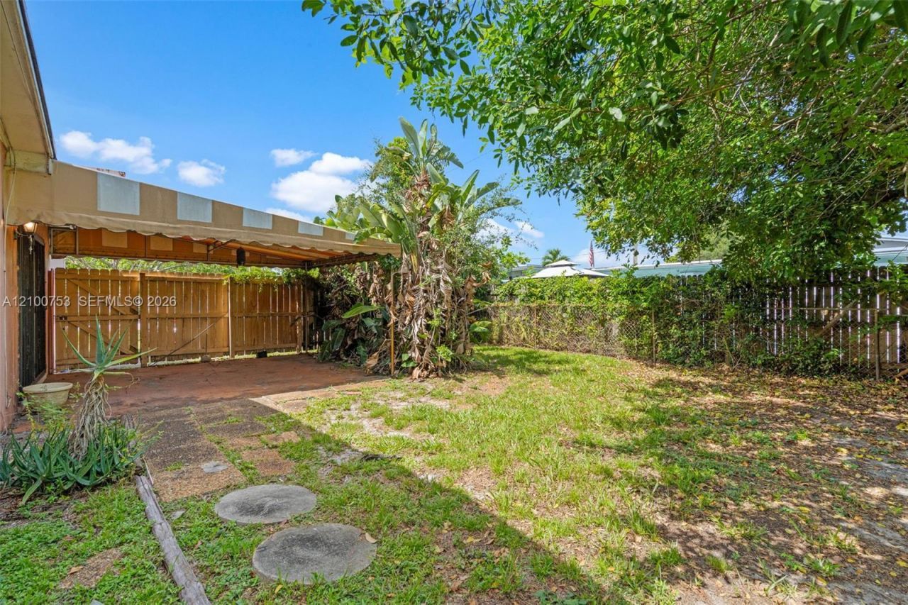 17500 NW 11 Ave, Miami Gardens, FL 33169 Photo