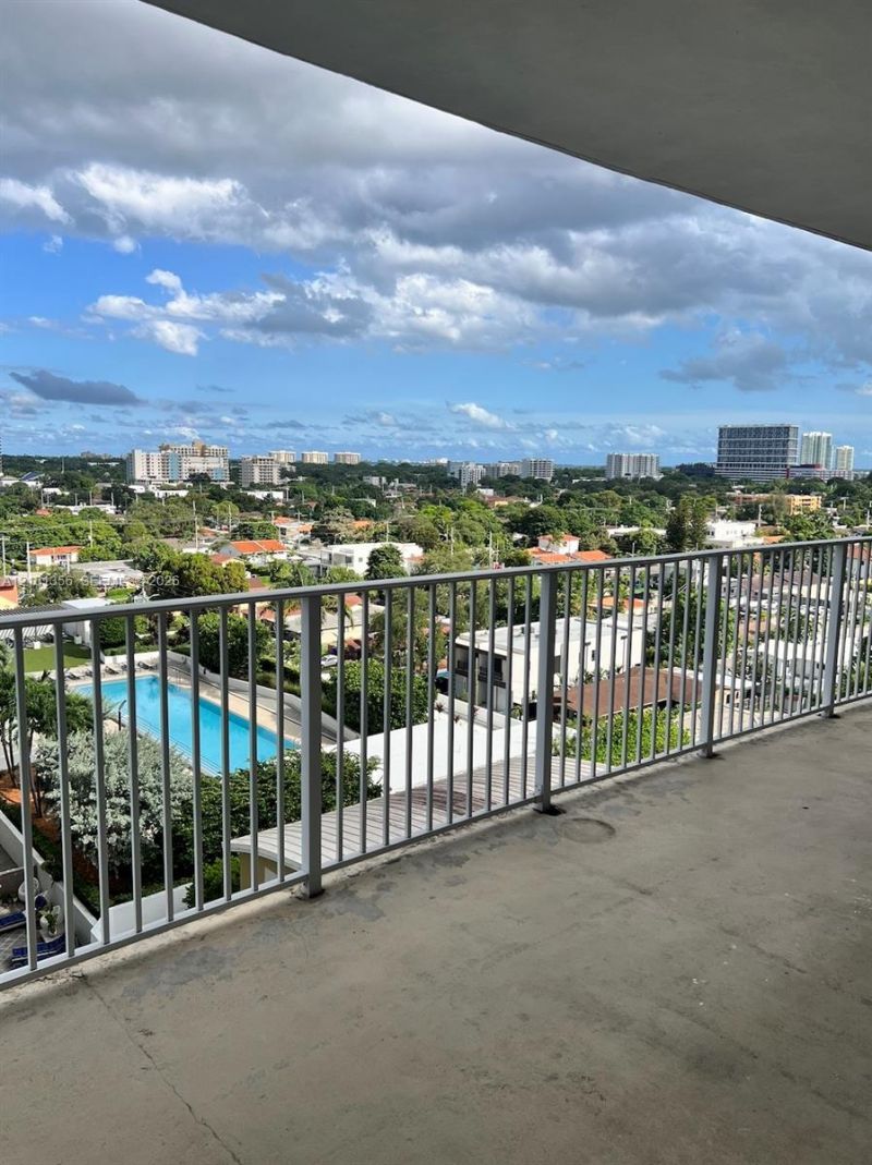 3180 SW 22nd Ter , Unit 1003, Miami, FL 33145 Photo