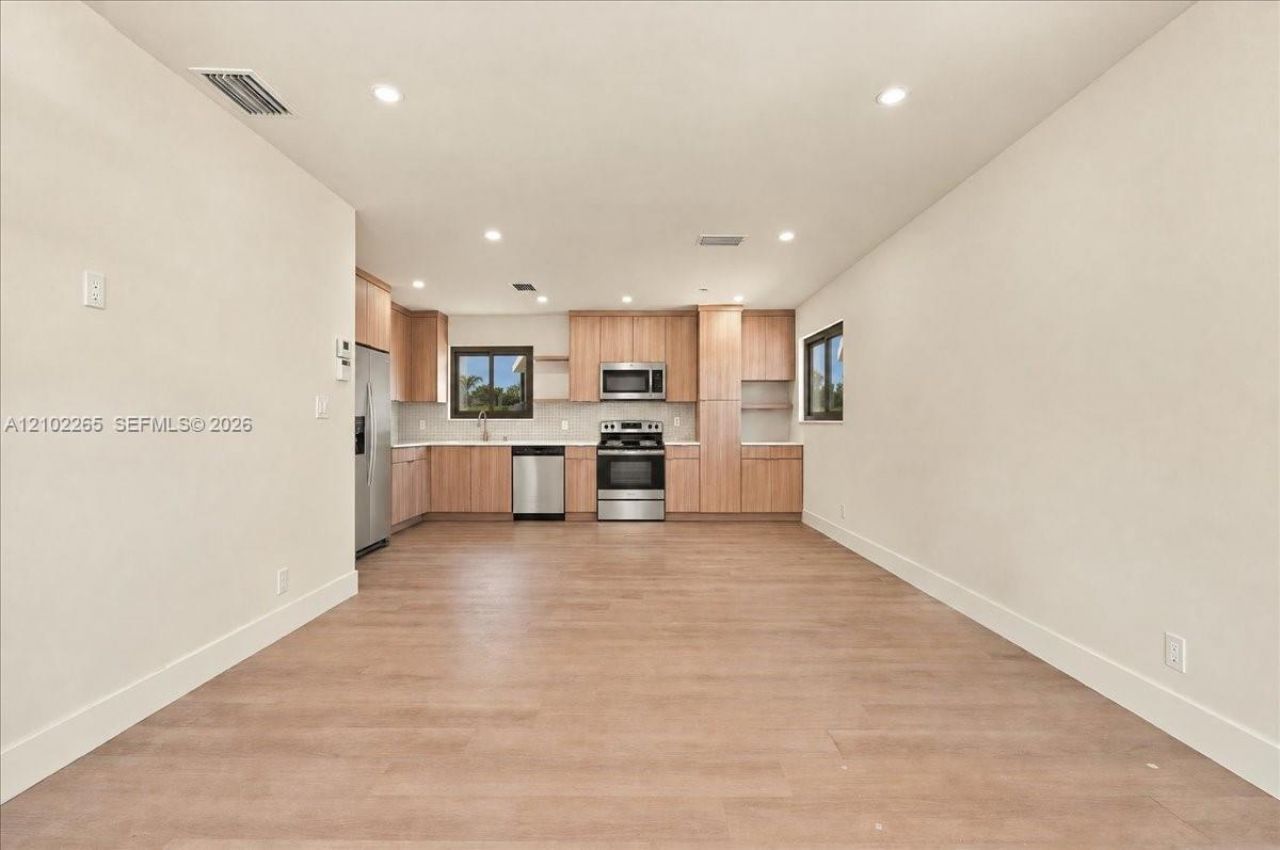 2842 NW 9th Pl , Fort Lauderdale, FL 33311 Photo