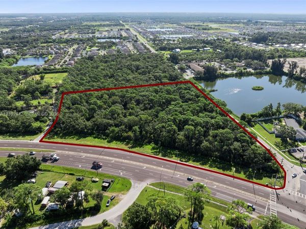 US Hwy 41 , Ruskin, FL 33570