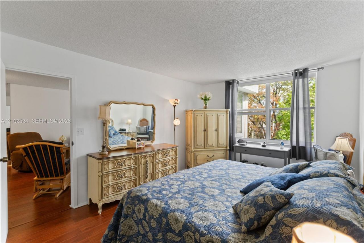 2998 NW 48th Ter , Unit 424, Lauderdale Lakes, FL 33313 Photo