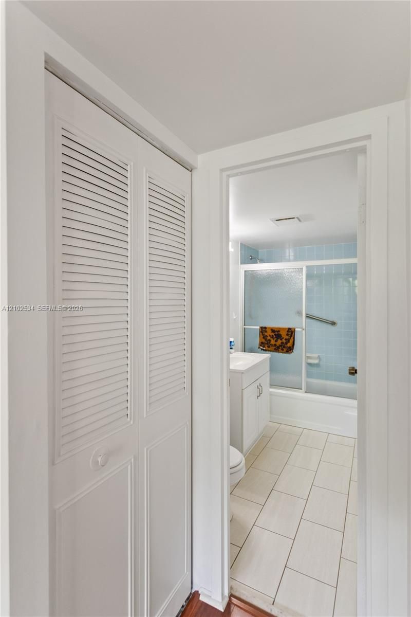 2998 NW 48th Ter , Unit 424, Lauderdale Lakes, FL 33313 Photo