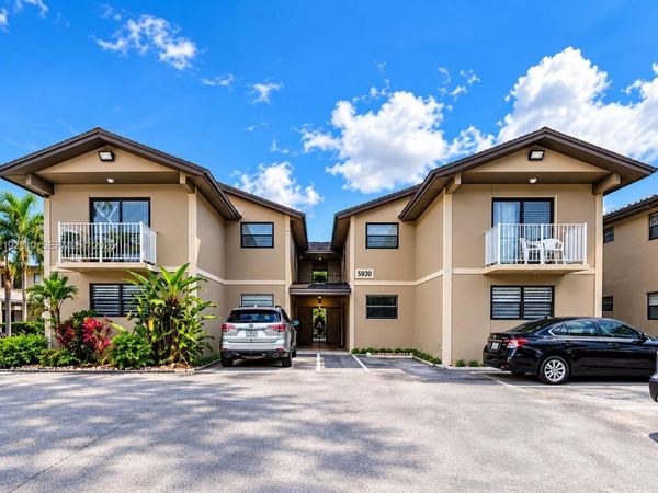 5930 W 25th Ct , Unit 102, Hialeah, FL 33016