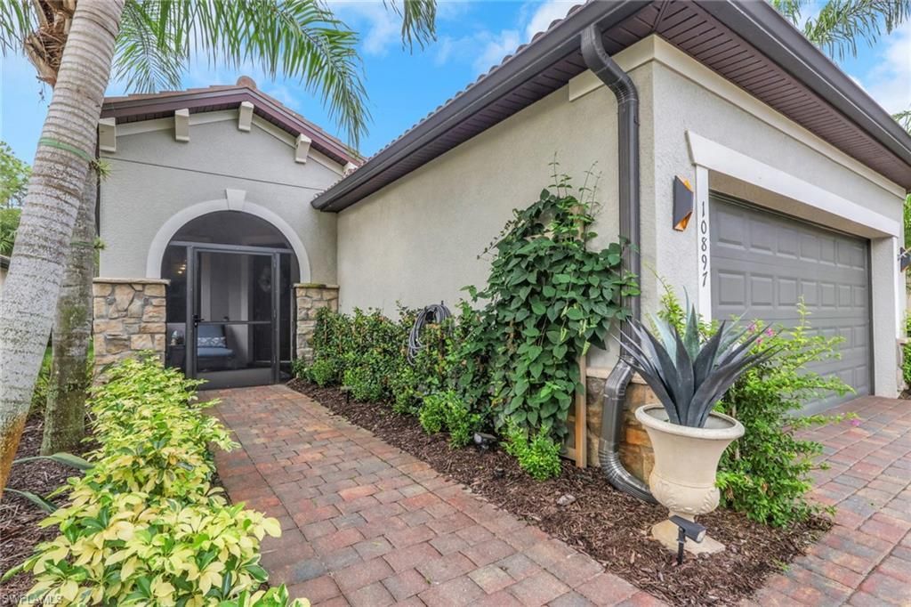 10897 Glenhurst St, Fort Myers, FL 33913 Photo