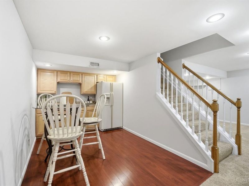 1209 Morts Pass, Wyoming, OH 45215 Photo 31