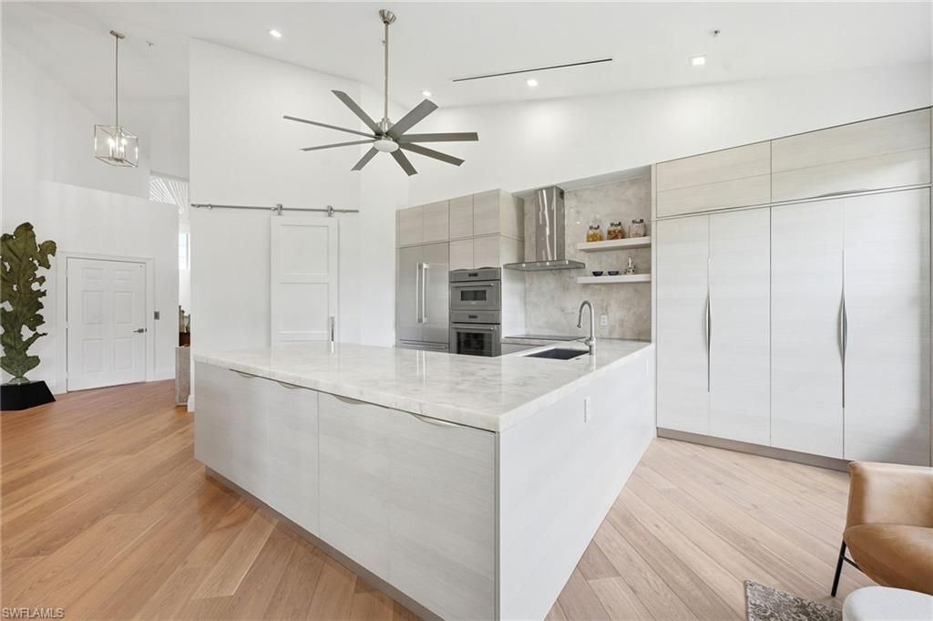231 Colonade Cir , Unit 2203, Naples, FL 34103 Photo