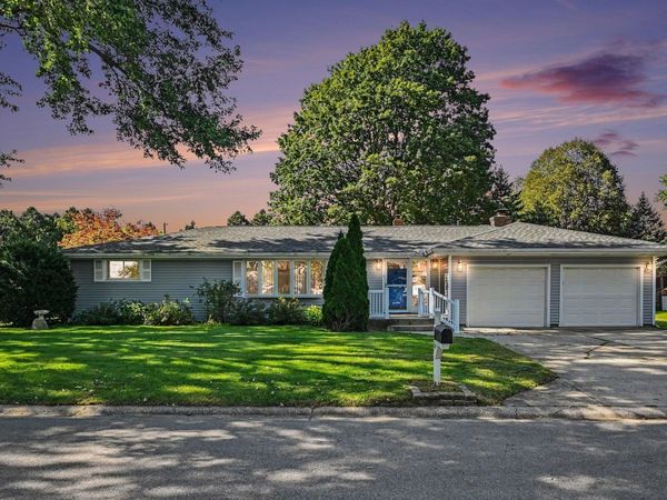 1805 Mayfield Drive, Goshen, IN 46526
