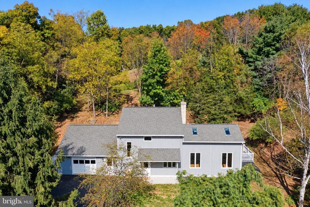15 SIEGFRIEDALE ROAD, KUTZTOWN, PA 19530
