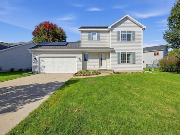 1138 Glacier Hill Drive, Madison, WI 53704