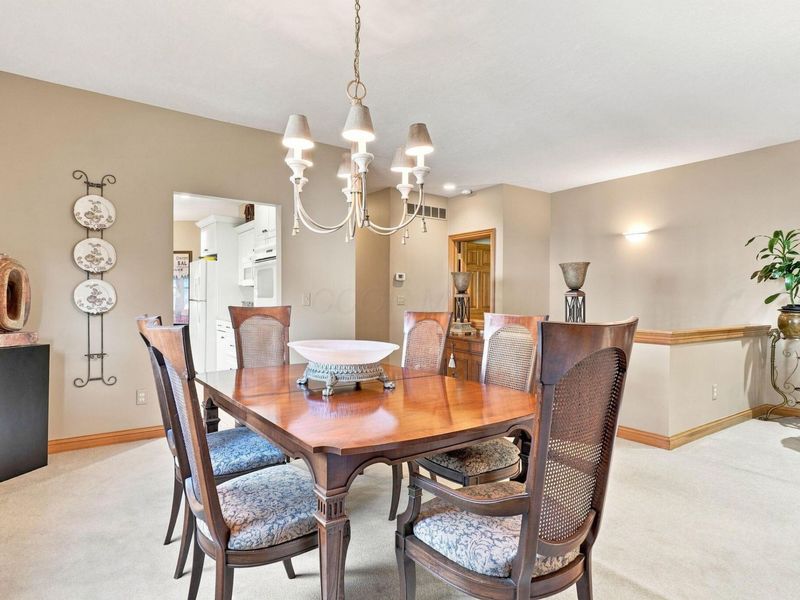 6150 Mcnaughten Grove Lane, Columbus, OH 43213 Photo 18