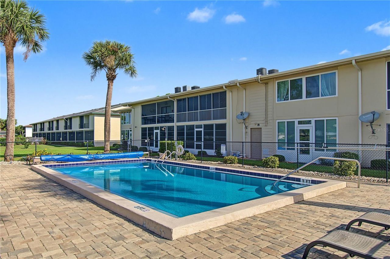 3621 Edgewater Drive , Unit 207, Sebring, FL 33872 Photo