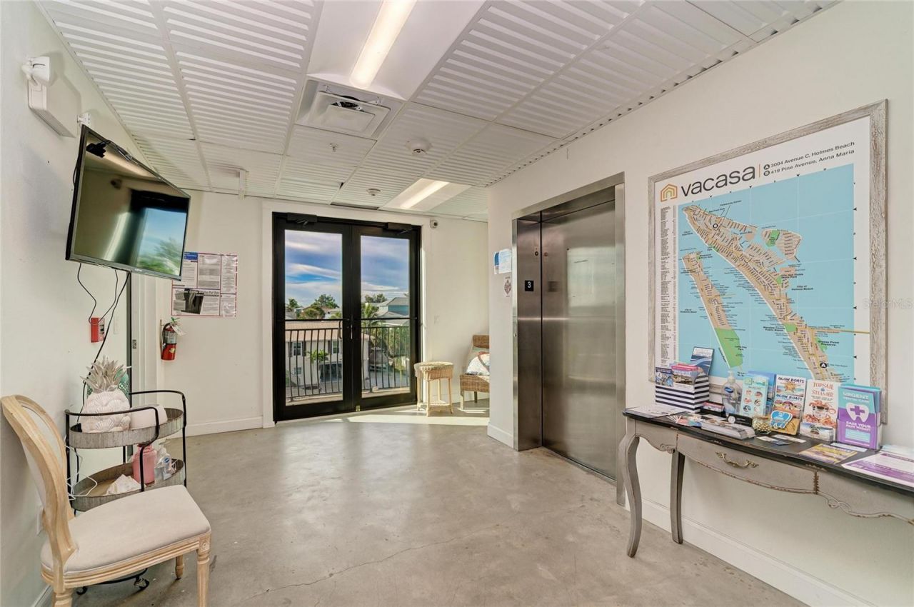 3004 Avenue C , Holmes Beach, FL 34217 Photo