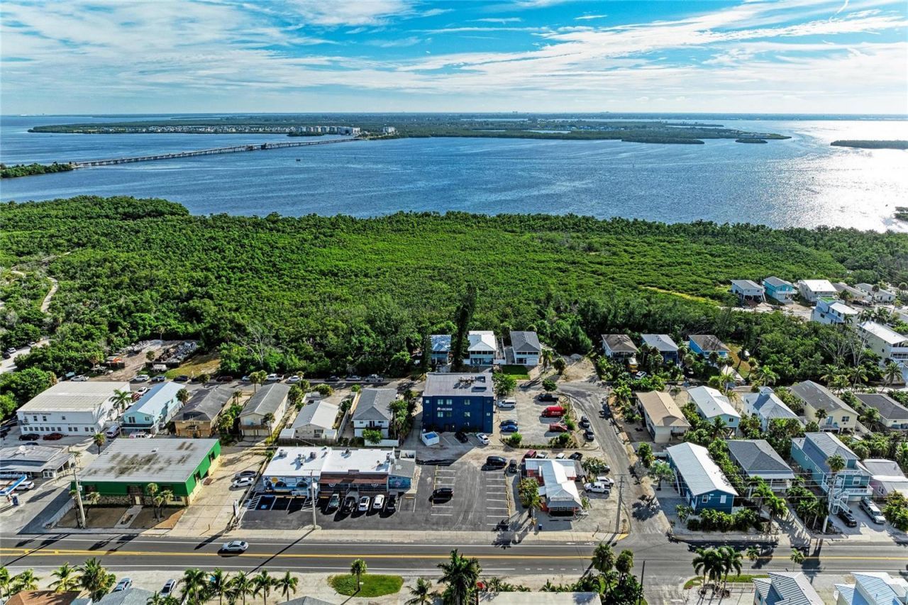 3004 Avenue C , Holmes Beach, FL 34217 Photo