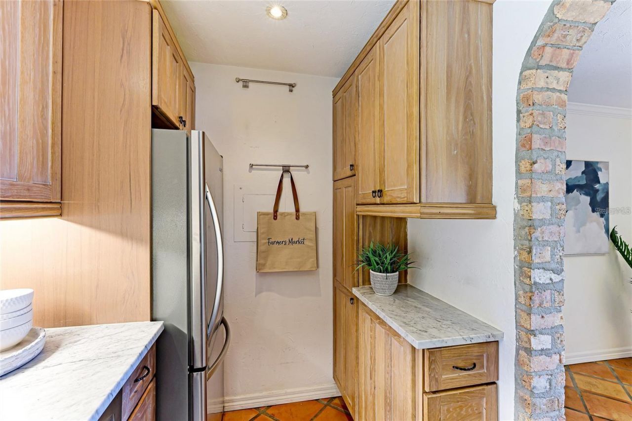 11 Sandy Cove Road , Unit 8F, Sarasota, FL 34242 Photo