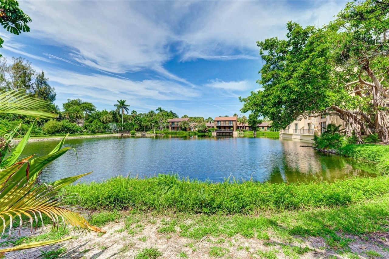 11 Sandy Cove Road , Unit 8F, Sarasota, FL 34242 Photo