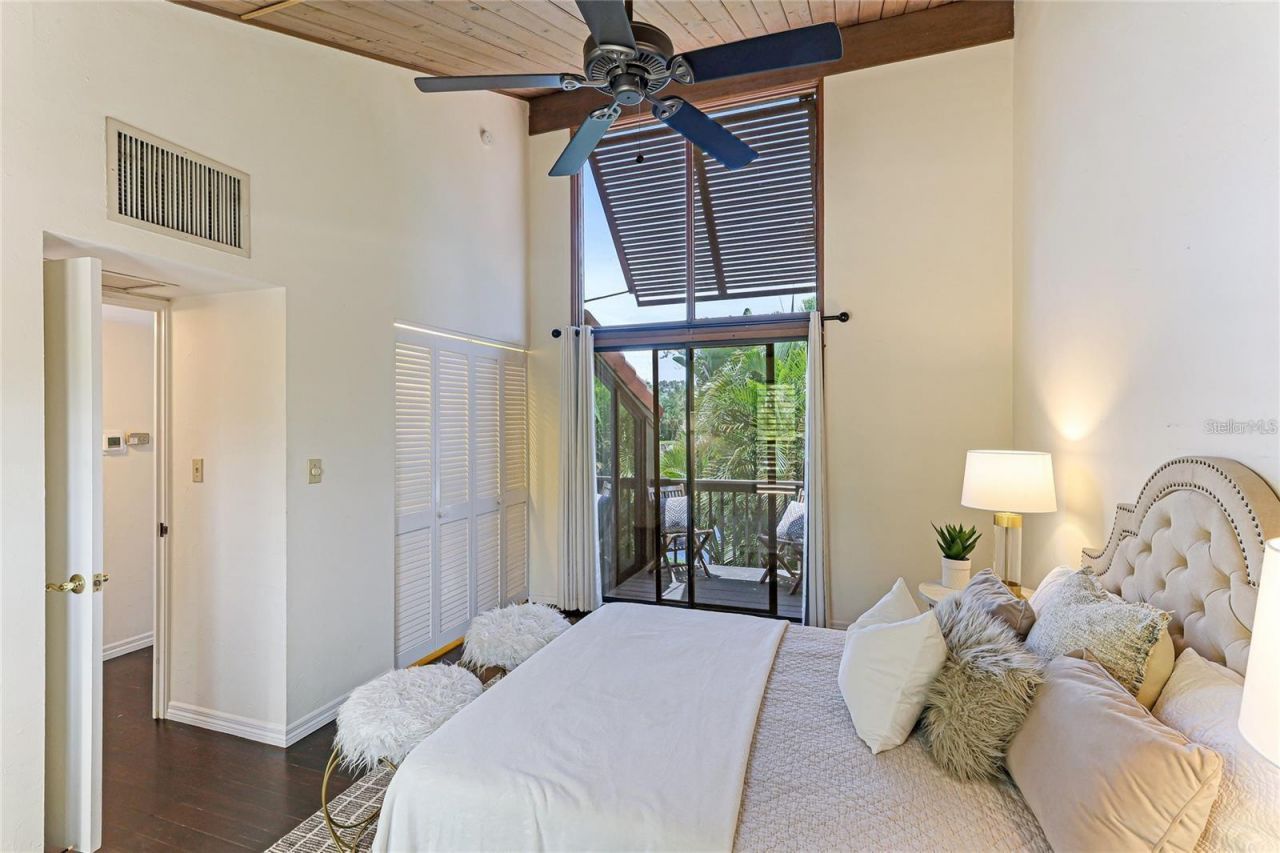 11 Sandy Cove Road , Unit 8F, Sarasota, FL 34242 Photo