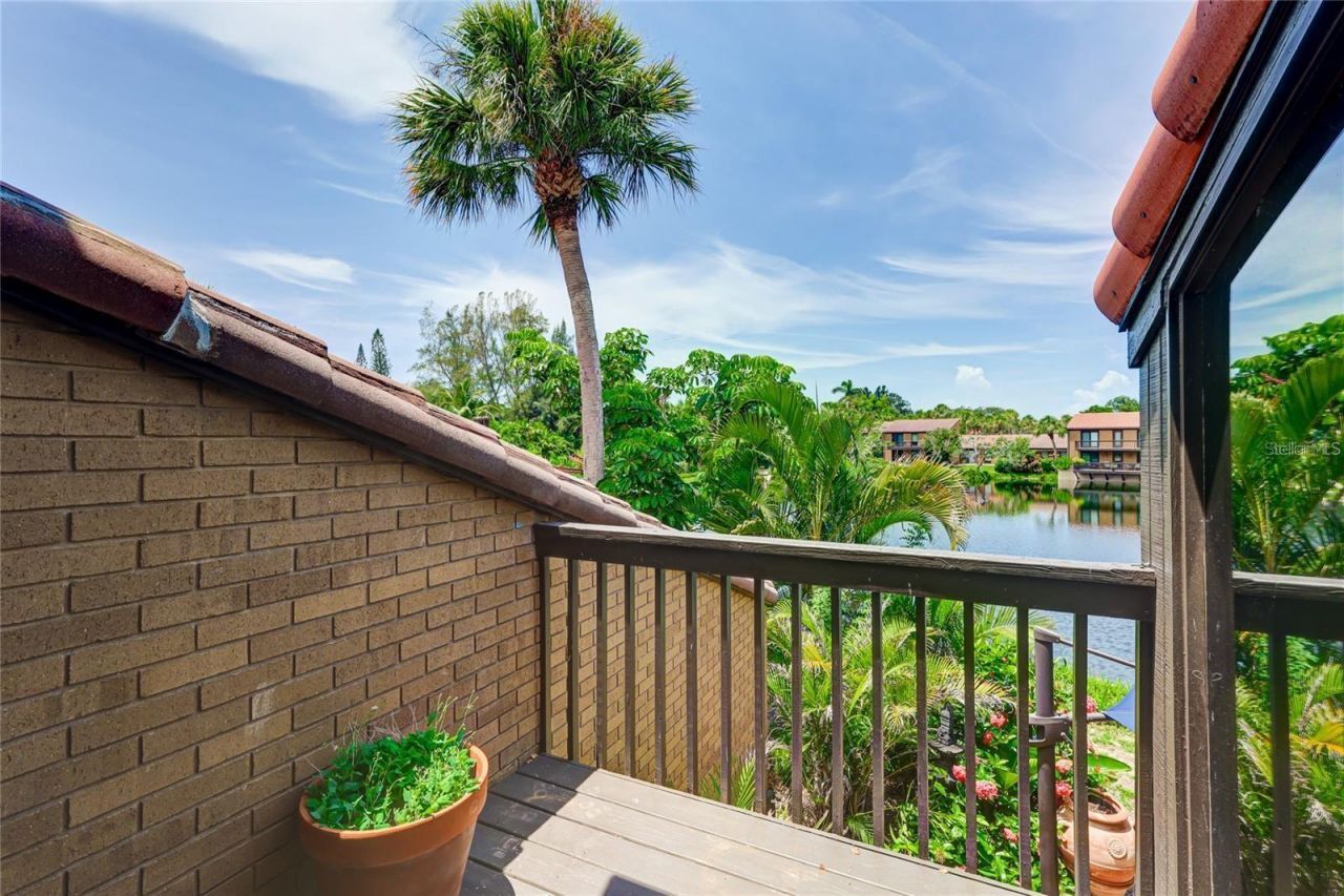 11 Sandy Cove Road , Unit 8F, Sarasota, FL 34242 Photo