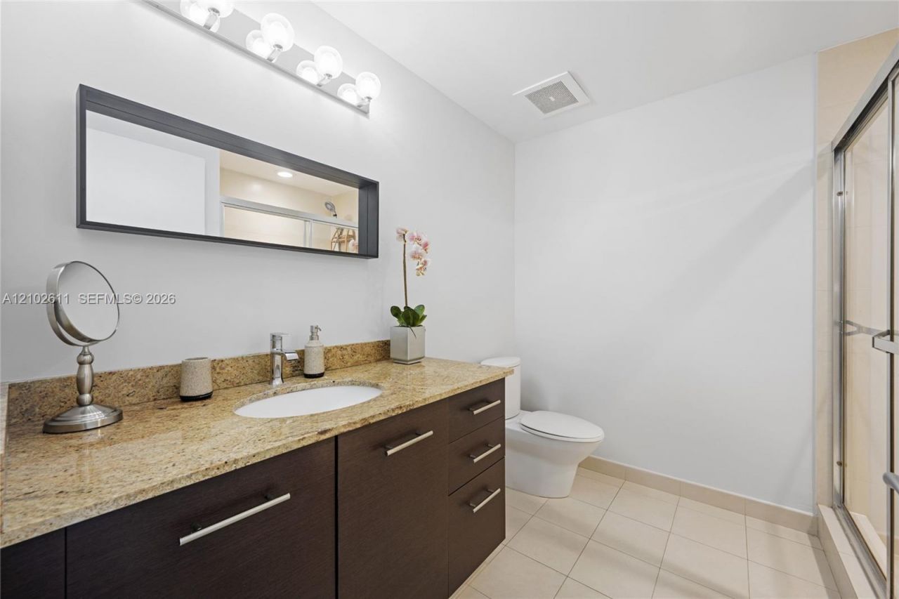 3029 NE 188th St, Unit 919, Aventura, FL 33180 Photo