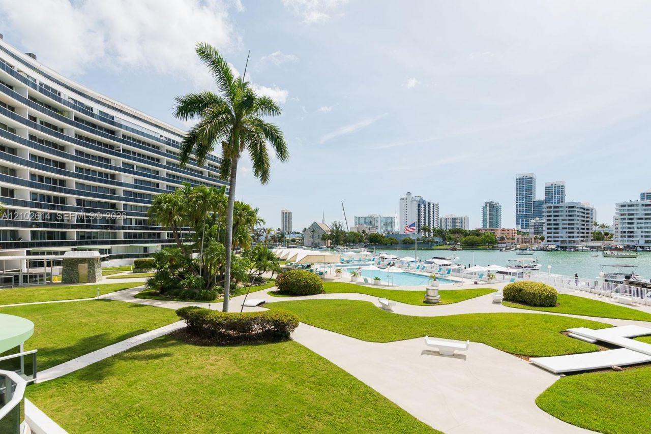 900 Bay Dr , Unit 224, Miami Beach, FL 33141 Photo