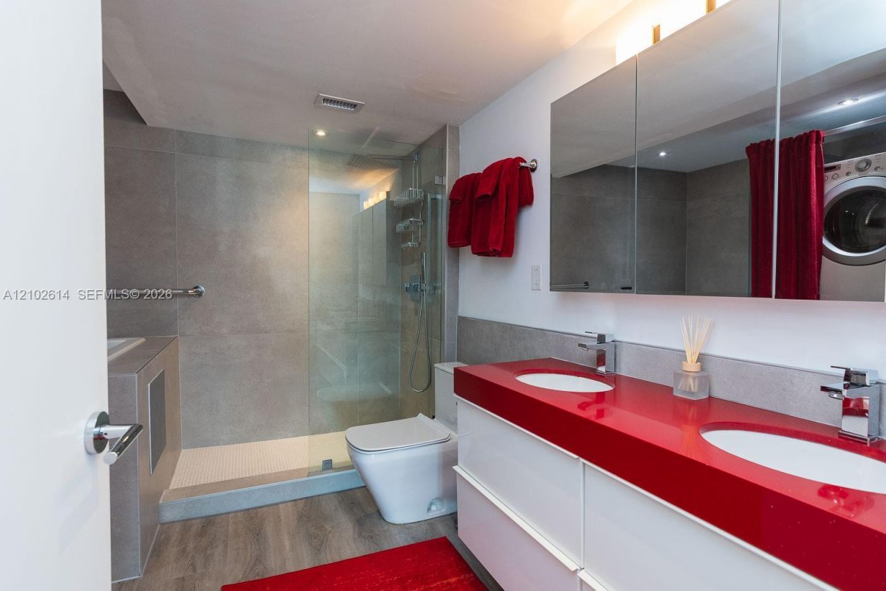 900 Bay Dr , Unit 224, Miami Beach, FL 33141 Photo