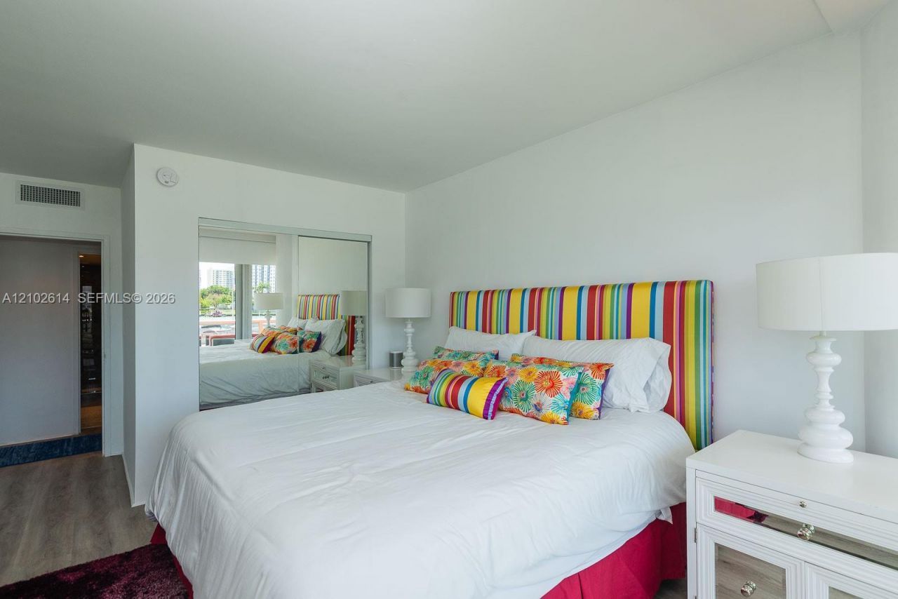 900 Bay Dr , Unit 224, Miami Beach, FL 33141 Photo