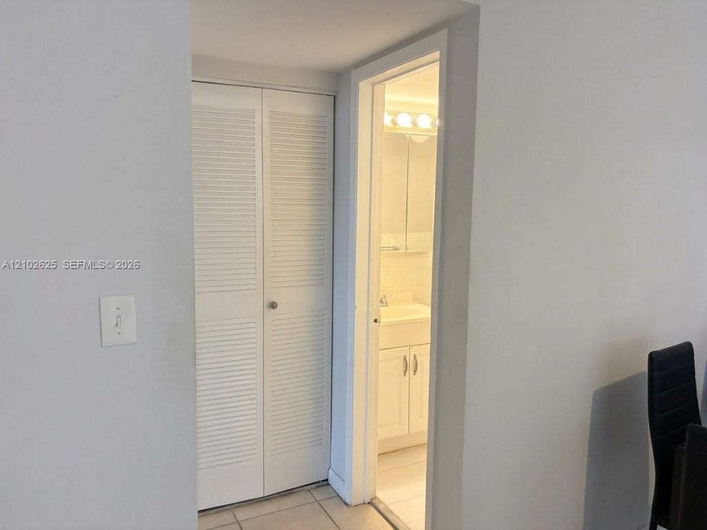 12590 NE 16th Ave , Unit 303, North Miami, FL 33161 Photo