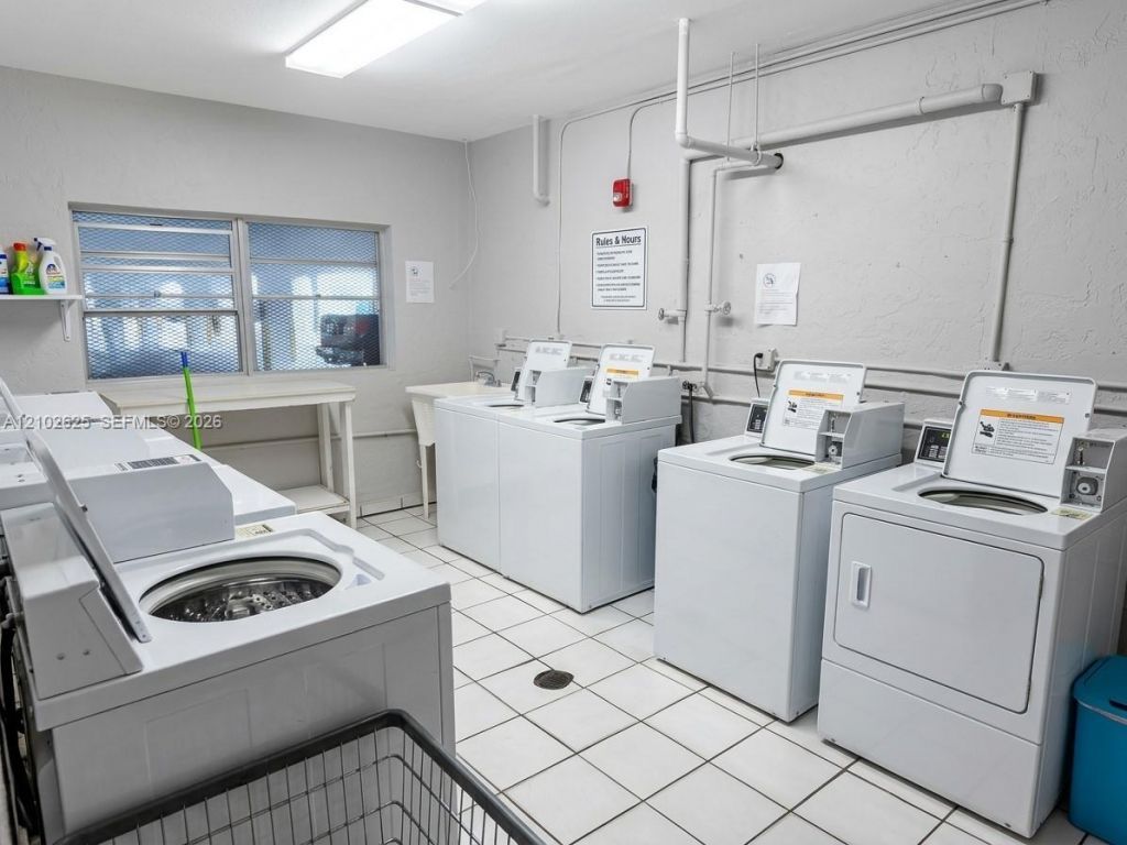 12590 NE 16th Ave , Unit 303, North Miami, FL 33161 Photo