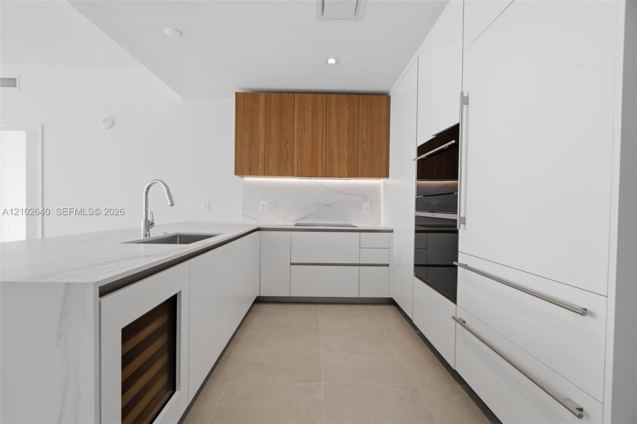 1400 Biscayne Blvd , Unit 3803, Miami, FL 33132 Photo