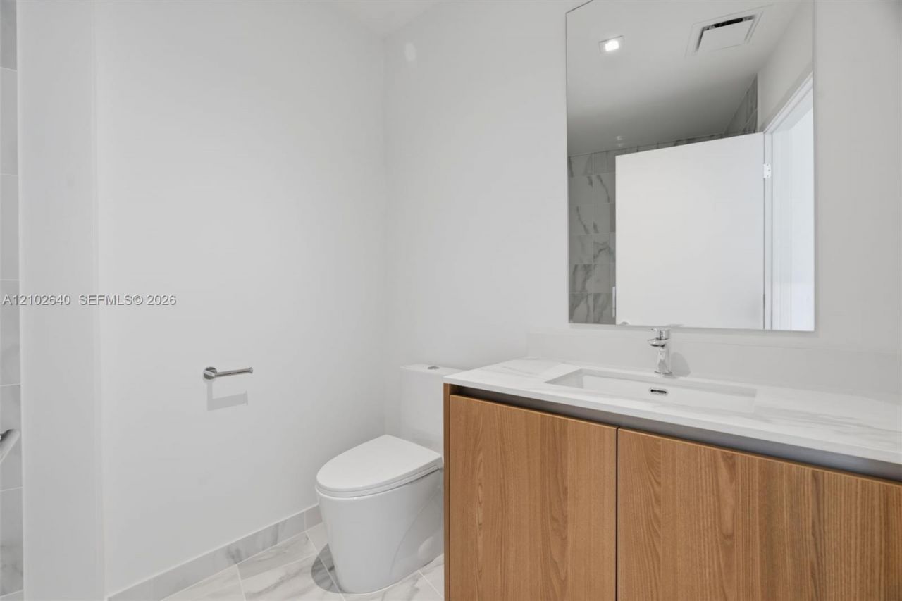 1400 Biscayne Blvd , Unit 3803, Miami, FL 33132 Photo