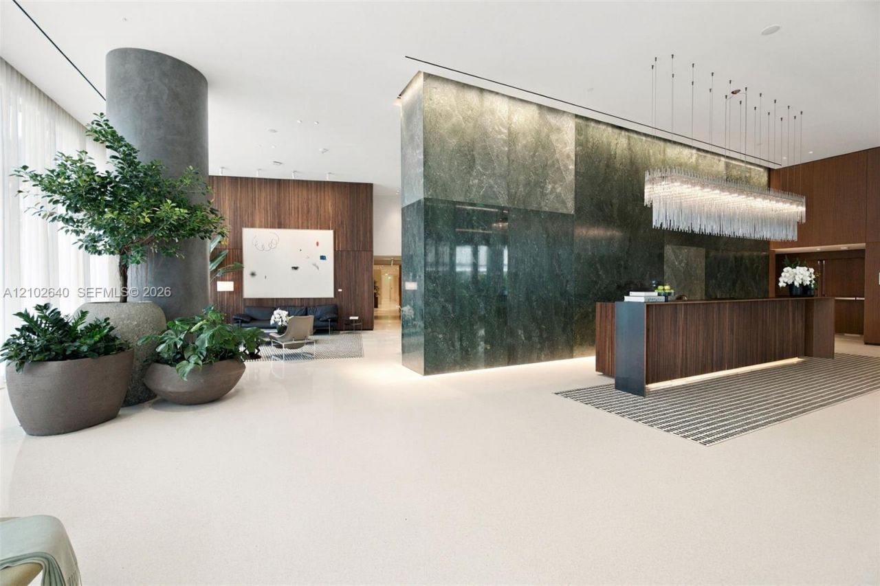 1400 Biscayne Blvd , Unit 3803, Miami, FL 33132 Photo