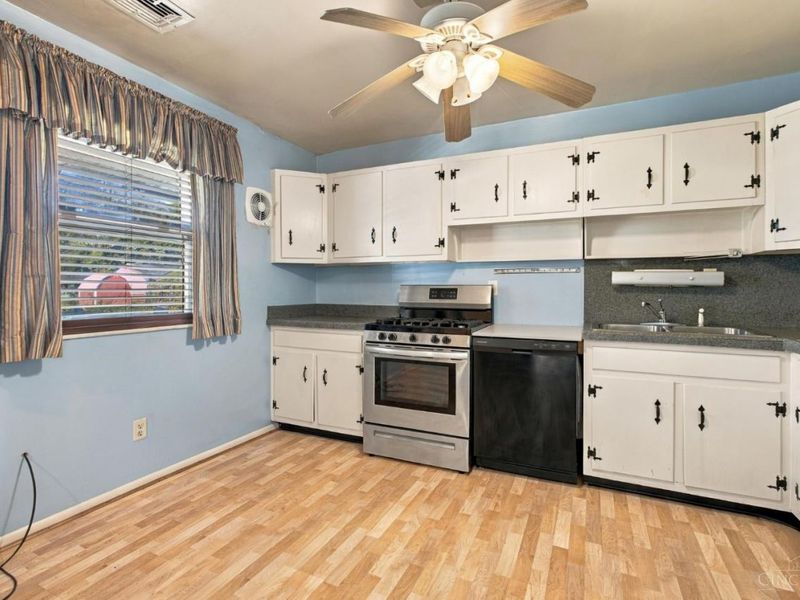 11807 Ramsdale Court, Cincinnati, OH 45246 Photo 17