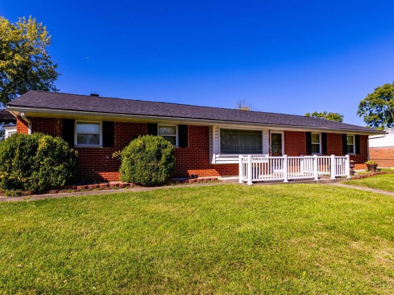 11807 Ramsdale Court, Cincinnati, OH 45246 Photo 4