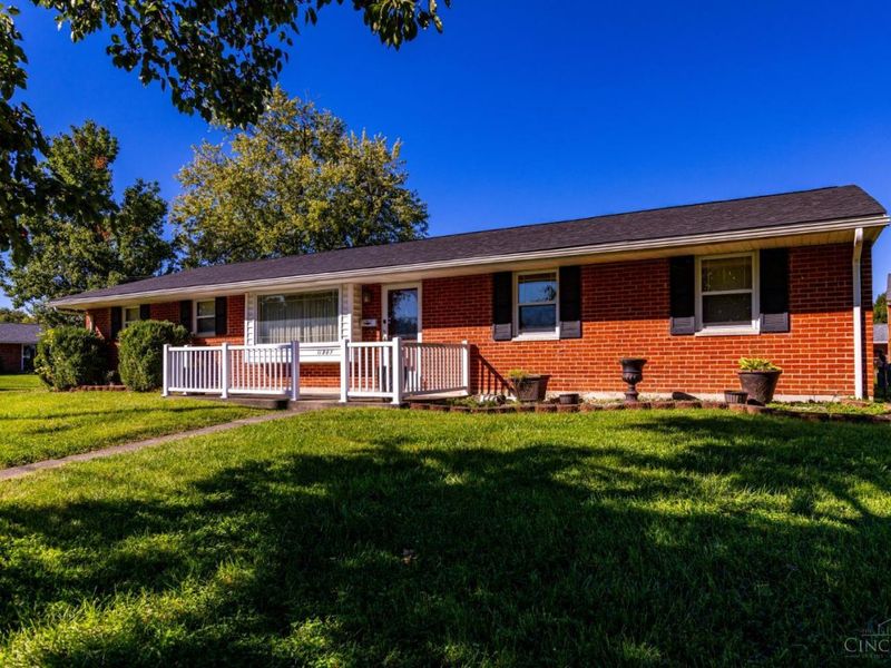 11807 Ramsdale Court, Cincinnati, OH 45246 Photo 5