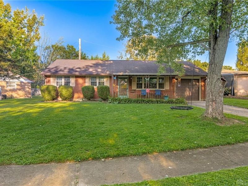 405 Cato Court, New Lebanon, OH 45345 Photo 1