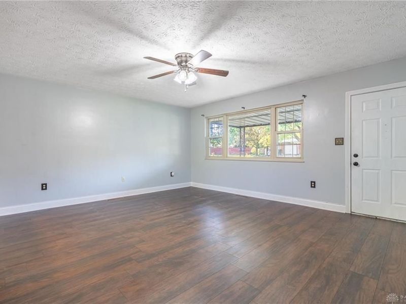 405 Cato Court, New Lebanon, OH 45345 Photo 5