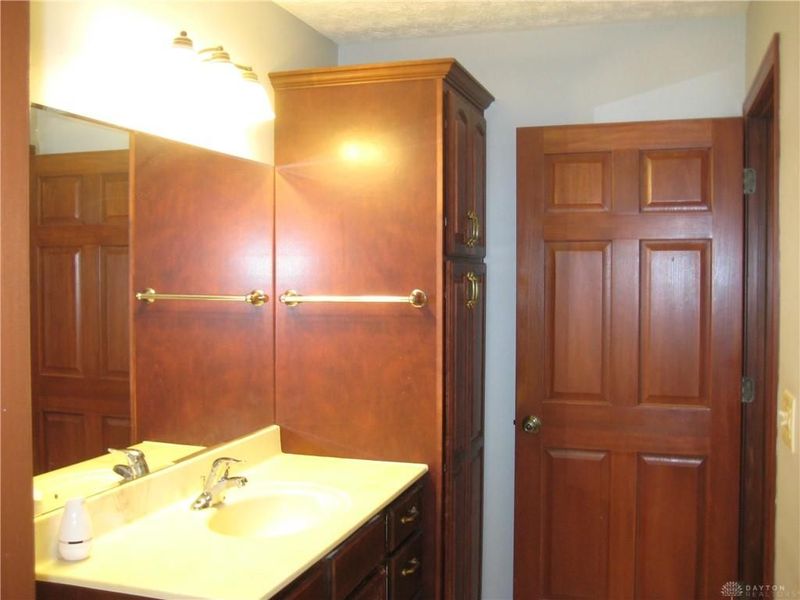523 Golden Crossing, Unit 525, Eaton, OH 45320 Photo 30