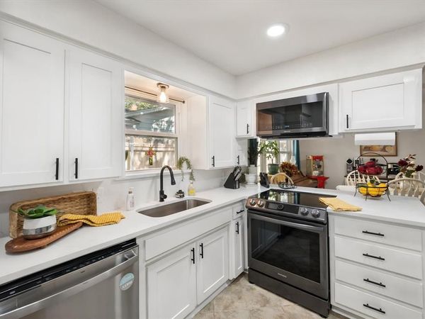 1012 Keith Drive, Hurst, TX 76053