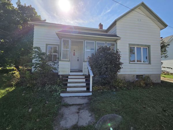 306 W 5th Street, PECATONICA, IL 61063