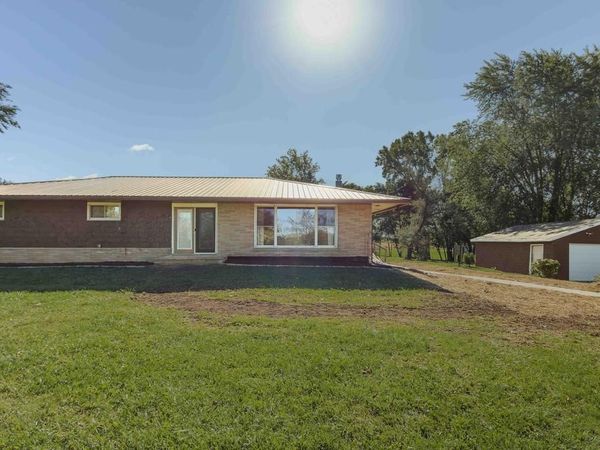 N7470 Highway 55, Menasha, WI 54952
